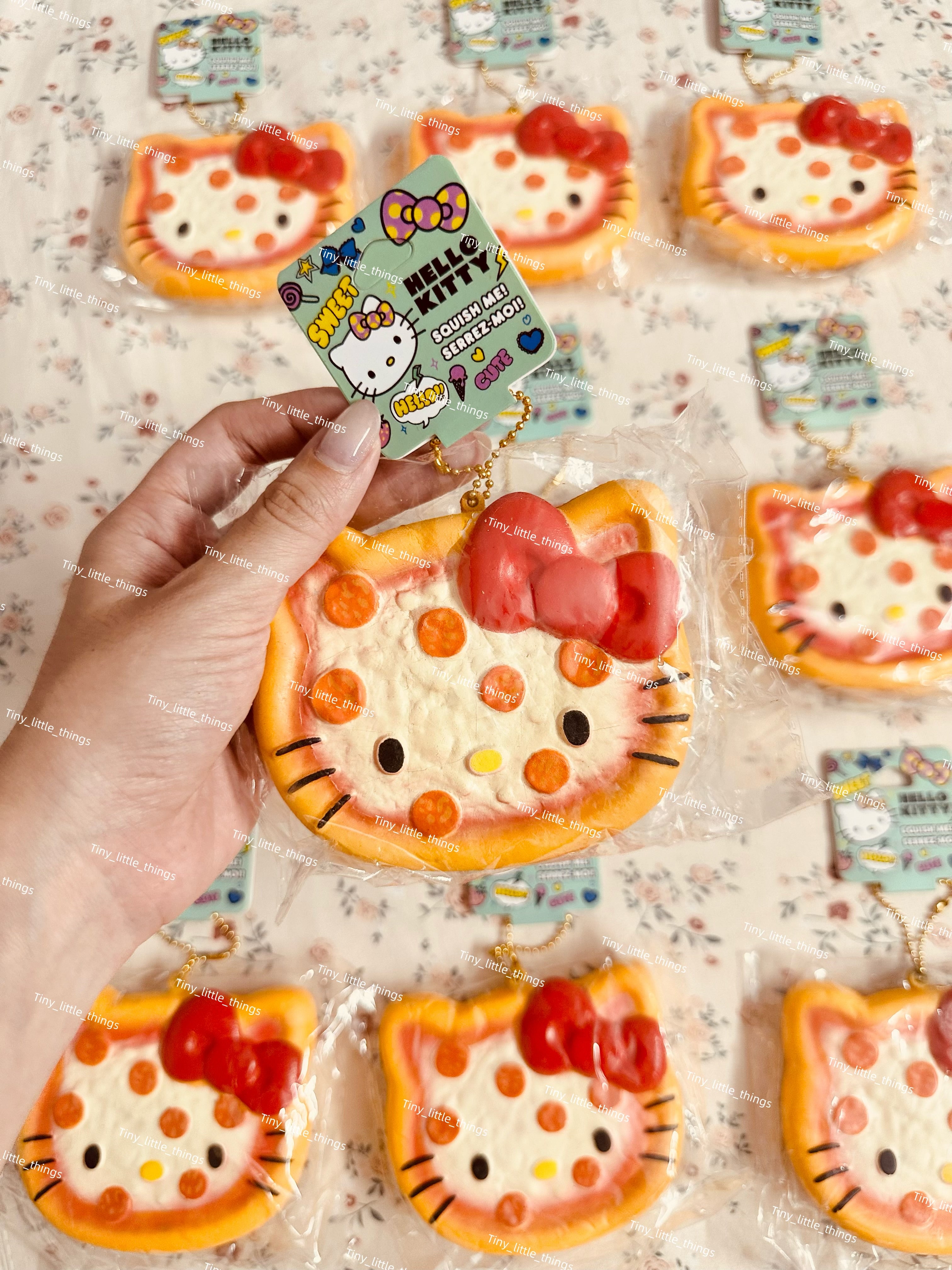 Hello Kitty Pizza Squishy, Rare Squishy, Trending, Stress-Relief