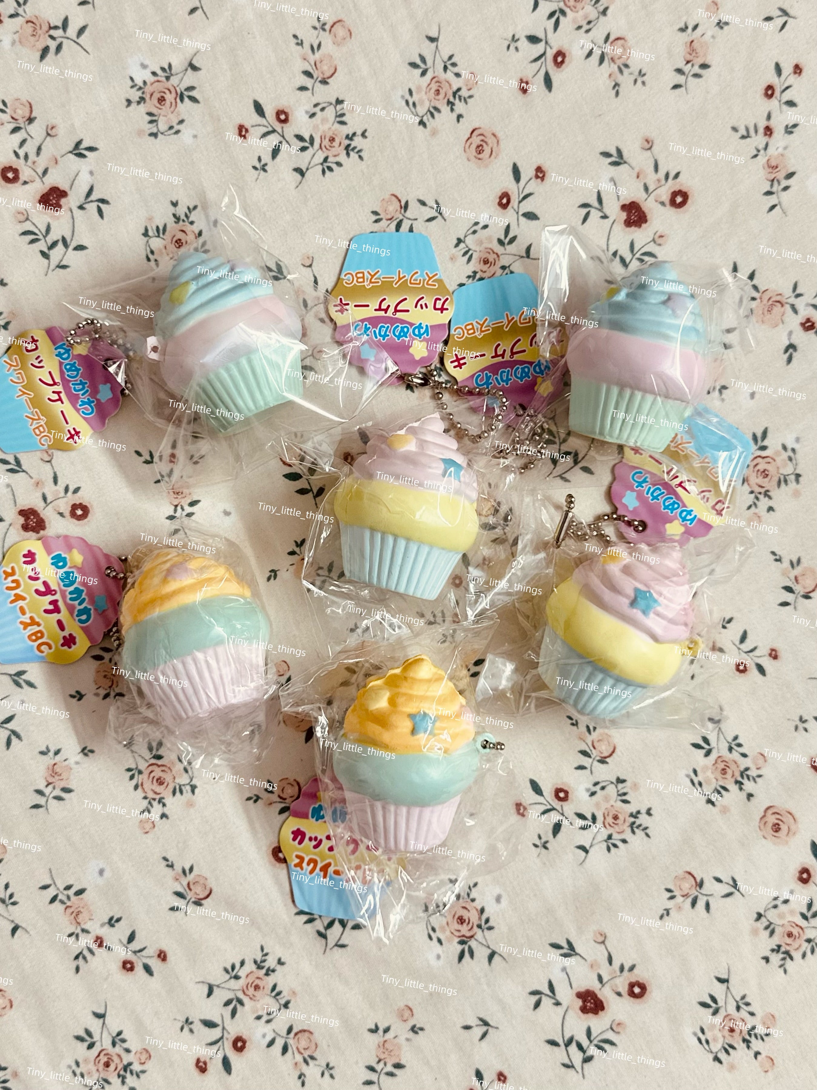 Mini cupcake squishy