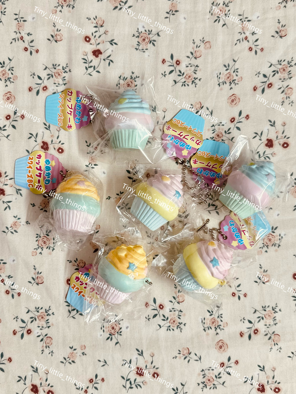 Mini cupcake squishy